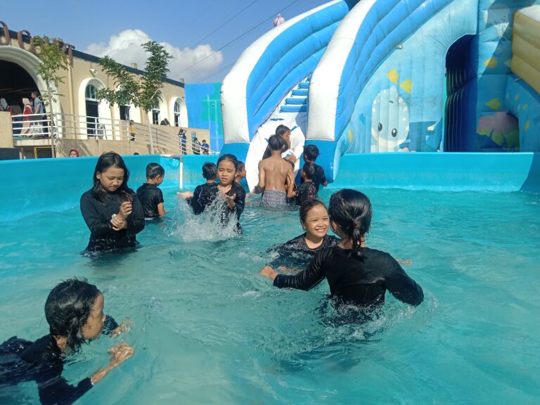 filter: 0; jpegRotation: 0; fileterIntensity: 0.000000; filterMask: 0; module:1facing:0;
hw-remosaic: 0;
touch: (-1.0, -1.0);
modeInfo: ;
sceneMode: SFHDR;
cct_value: 0;
AI_Scene: (-1, -1);
aec_lux: 142.0;
hist255: 0.0;
hist252~255: 0.0;
hist0~15: 0.0;