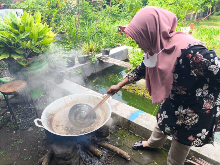 masak pakai kayu