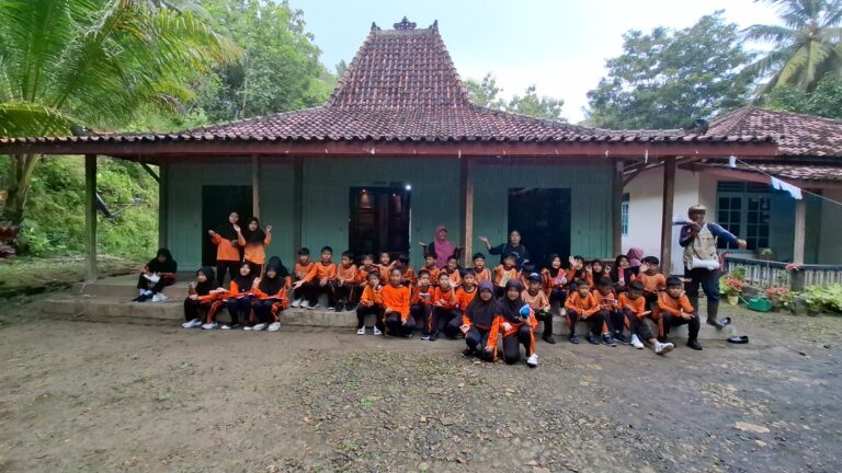 WhatsApp Image 2025-11-26 at 20.56.48 (1)